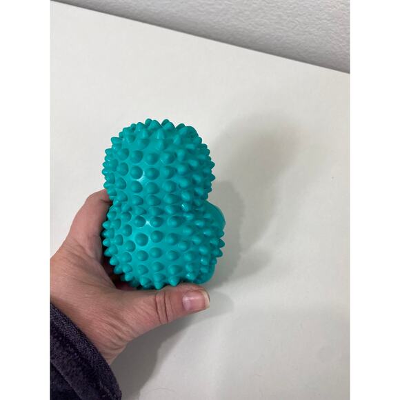 NIB Friends Forever Squeaky Dog Toy Tennis Ball Tough Natural Rubber Teal - Picture 2 of 4